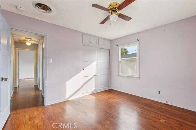 6539 Blucher Avenue, Van Nuys (los Angeles), CA 91406