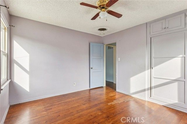 6539 Blucher Avenue, Van Nuys (los Angeles), CA 91406