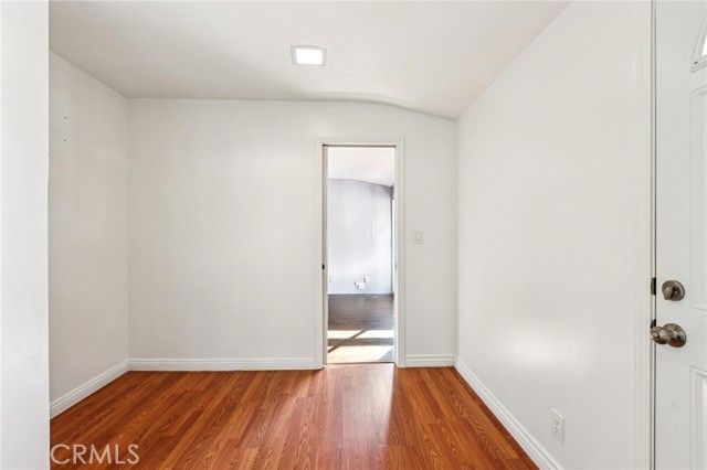 6539 Blucher Avenue, Van Nuys (los Angeles), CA 91406