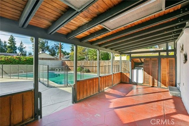 6539 Blucher Avenue, Van Nuys (los Angeles), CA 91406