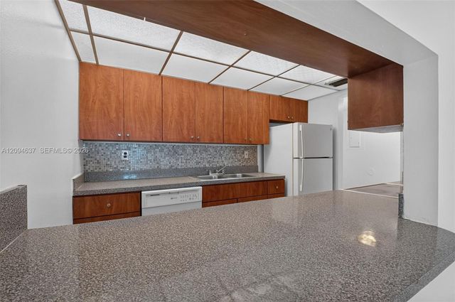1880 N Congress Avenue 301, West Palm Beach, FL 33401