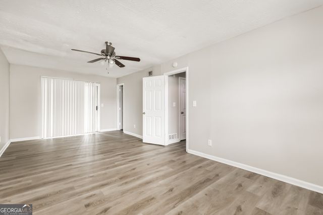 8304 Beechwood Trace, Riverdale, GA 30274