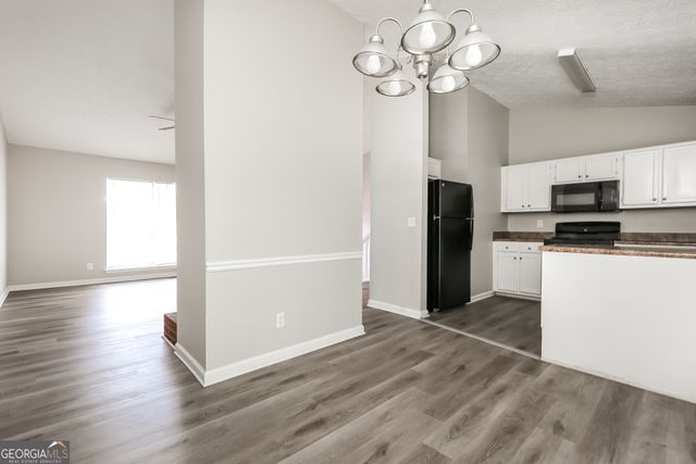 8304 Beechwood Trace, Riverdale, GA 30274