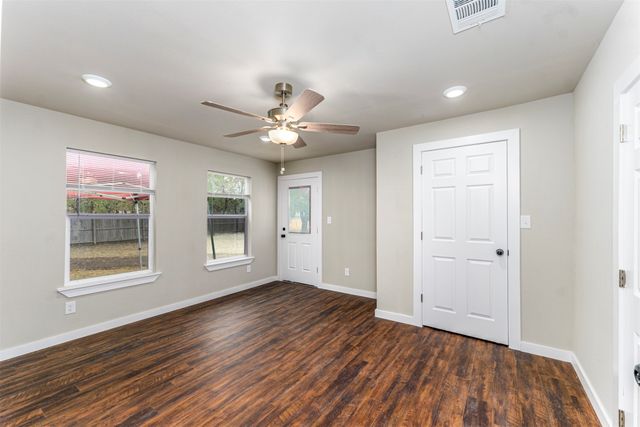 201 Deputy Larry Miller Drive, Granbury, TX 76048