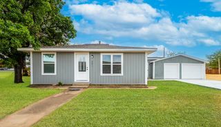 201 Deputy Larry Miller Drive, Granbury, TX 76048