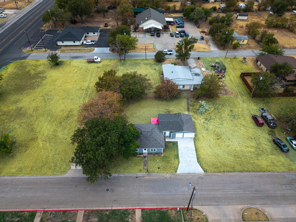 201 Deputy Larry Miller Drive, Granbury, TX 76048 — photo 3