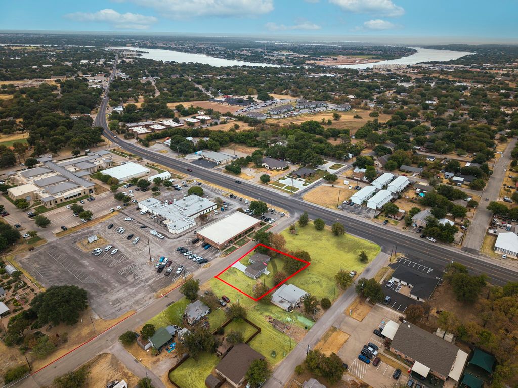 201 Deputy Larry Miller Drive, Granbury, TX 76048 — photo 4