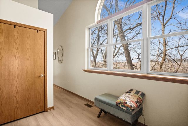 3805 South Pointe Drive F, Dekalb, IL 60115