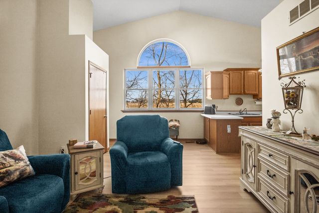 3805 South Pointe Drive F, Dekalb, IL 60115