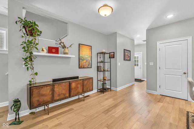 31 E Parkview Avenue, Indianapolis, IN 46201