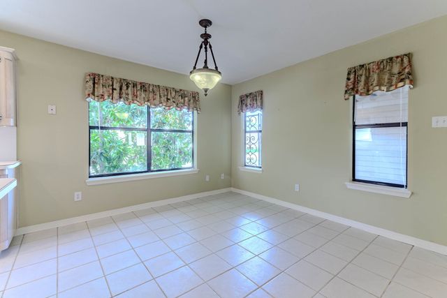 9653 Lea Shore Street, Fort Worth, TX 76179