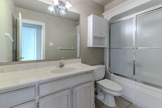 9653 Lea Shore Street, Fort Worth, TX 76179