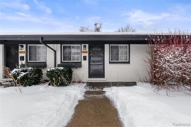 1810 E 11 Mile Road, Royal Oak, MI 48067