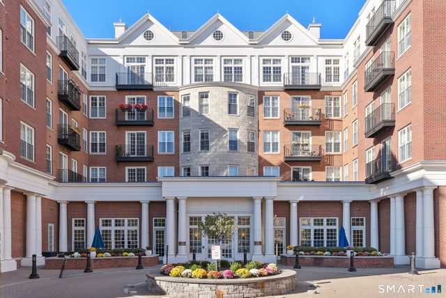 85 Memorial Road APT 313, West Hartford, CT 06107