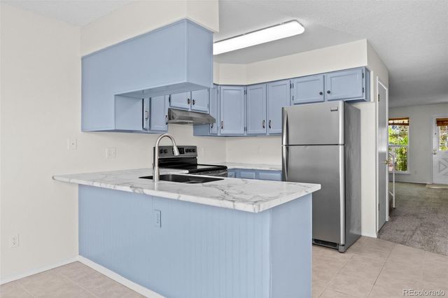 10480 W Dartmouth Avenue, Lakewood, CO 80227