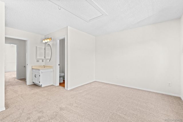 10480 W Dartmouth Avenue, Lakewood, CO 80227