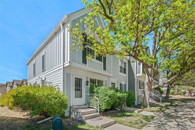 10480 W Dartmouth Avenue, Lakewood, CO 80227