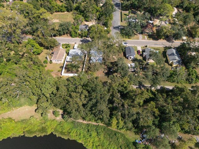 1820 Keith Street, Tallahassee, FL 32310