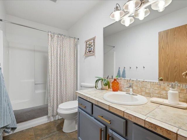 20784 Arago Circle, Bend, OR 97703