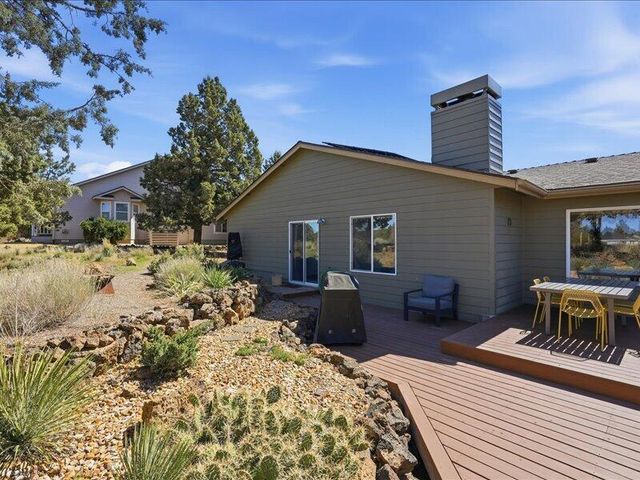 20784 Arago Circle, Bend, OR 97703