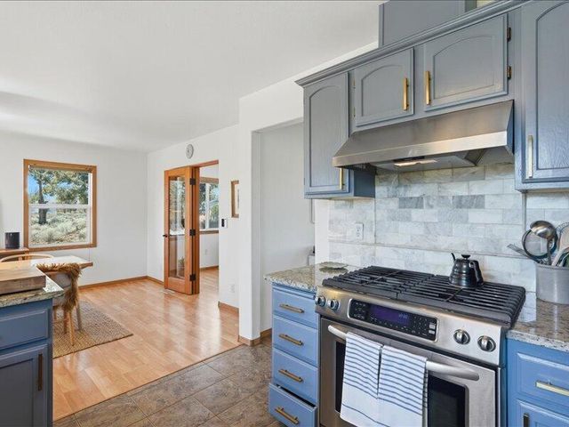 20784 Arago Circle, Bend, OR 97703