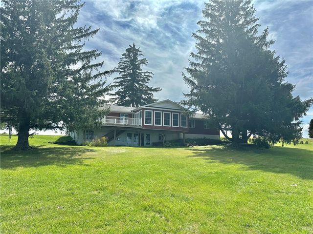 143 Burdick Medbury Road, Norwich, NY 13815