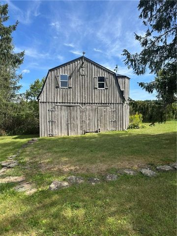 143 Burdick Medbury Road, Norwich, NY 13815