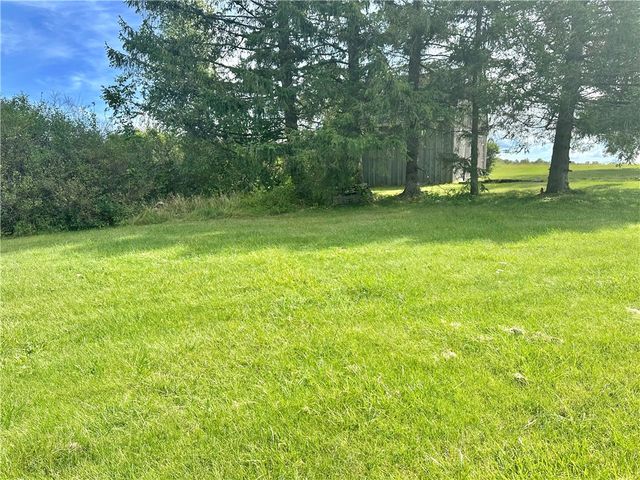 143 Burdick Medbury Road, Norwich, NY 13815