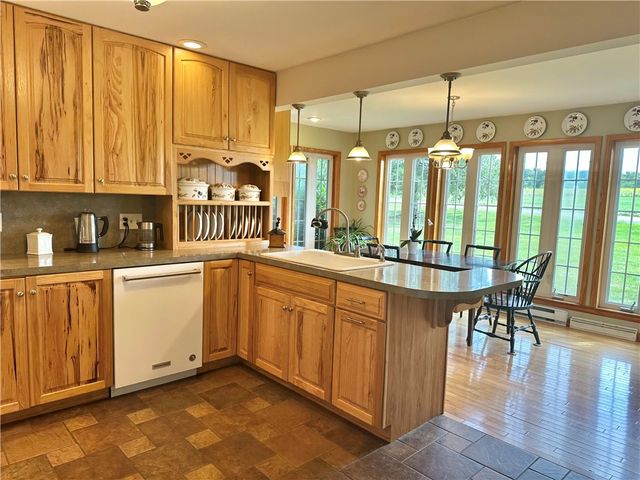 143 Burdick Medbury Road, Norwich, NY 13815