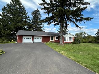 143 Burdick Medbury Road, Norwich, NY 13815