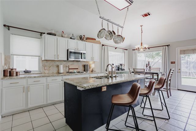 7407 Summit Meadow Lane, Sachse, TX 75048