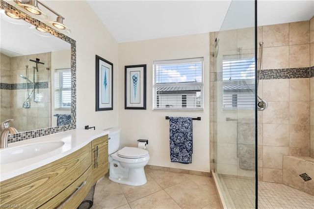 2901 SE 22nd PL, Cape Coral, FL 33904