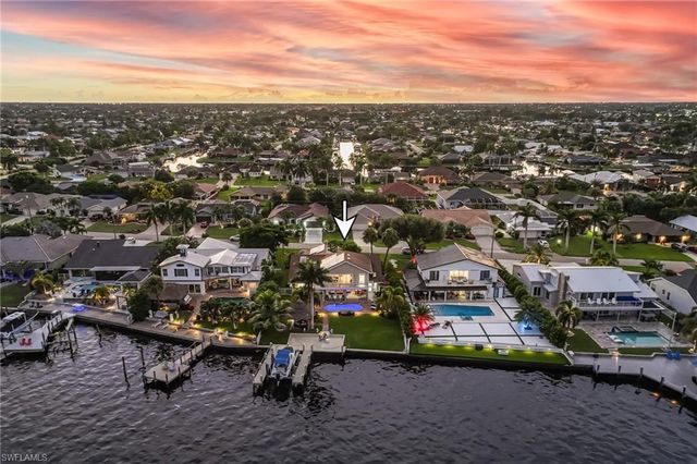 2901 SE 22nd PL, Cape Coral, FL 33904