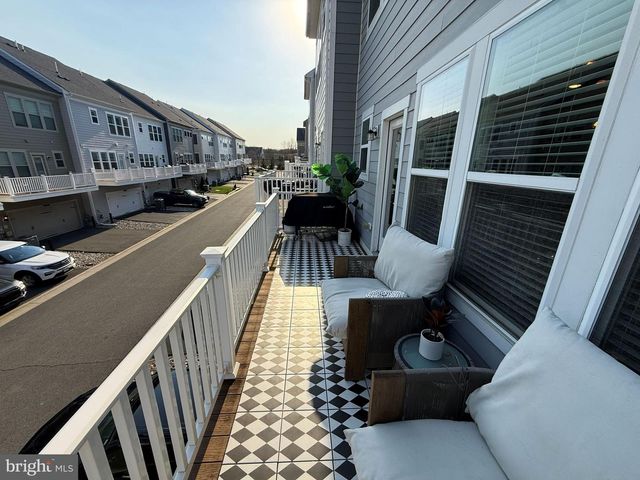 17351 REDSHANK RD, Dumfries, VA 22026