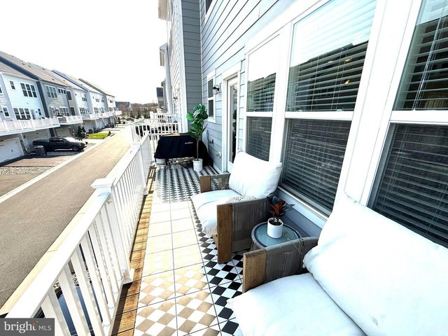 17351 REDSHANK RD, Dumfries, VA 22026