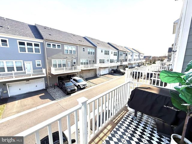 17351 REDSHANK RD, Dumfries, VA 22026