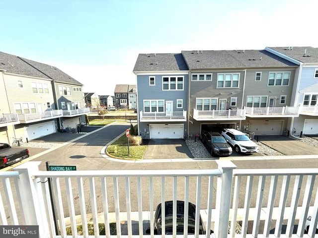 17351 REDSHANK RD, Dumfries, VA 22026