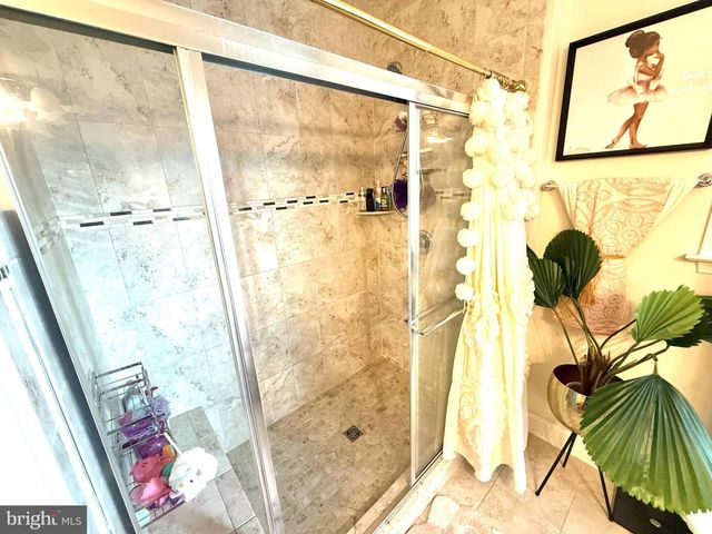 17351 REDSHANK RD, Dumfries, VA 22026