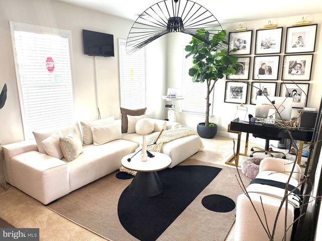 17351 REDSHANK RD, Dumfries, VA 22026