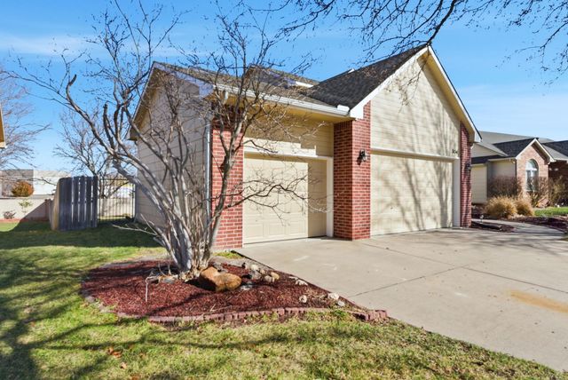 3154 N Wild Rose St, Wichita, KS 67205