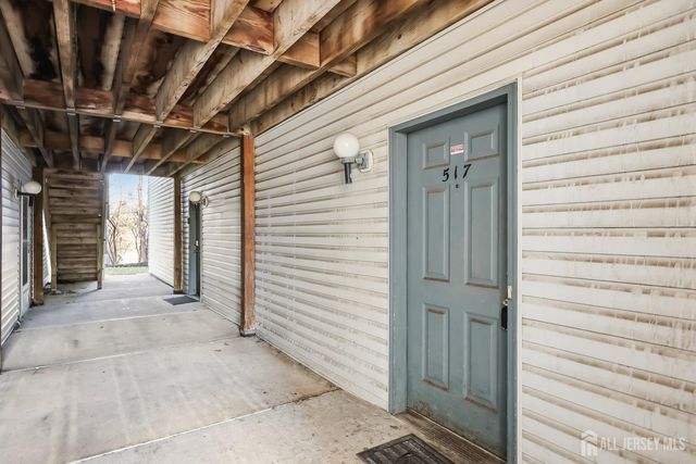 517 Waterford Drive, Edison, NJ 08817