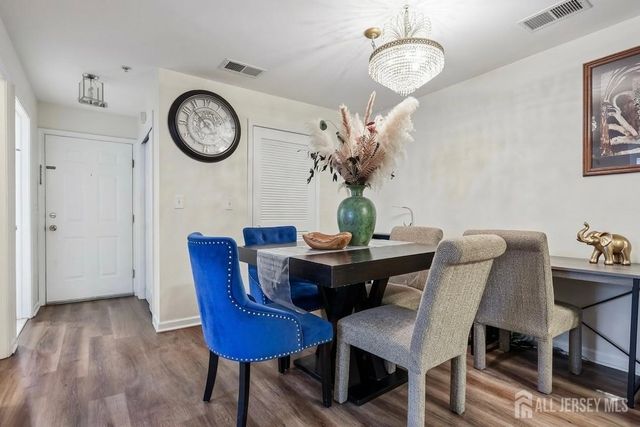 517 Waterford Drive, Edison, NJ 08817