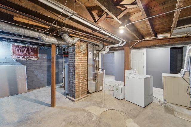 918 Buchanan Street, Des Moines, IA 50316