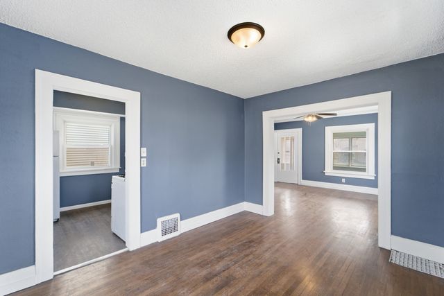 918 Buchanan Street, Des Moines, IA 50316