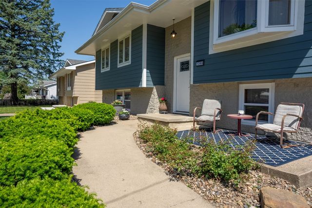 1204 E Thornton Avenue, Des Moines, IA 50315