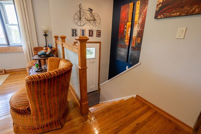 1204 E Thornton Avenue, Des Moines, IA 50315
