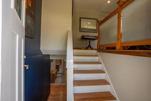 1204 E Thornton Avenue, Des Moines, IA 50315