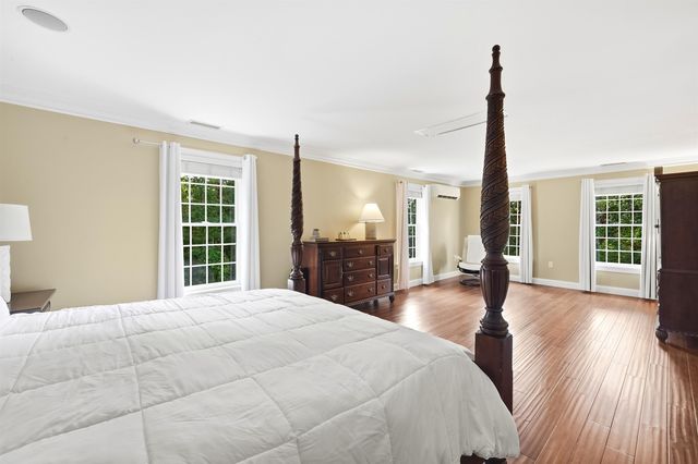 5 Sherwood Road, Windham, NH 03087