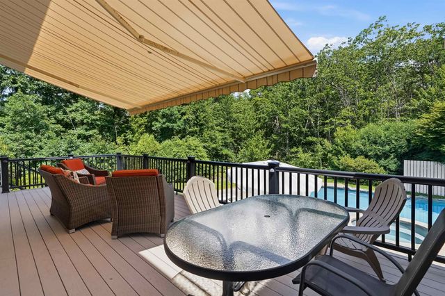 5 Sherwood Road, Windham, NH 03087