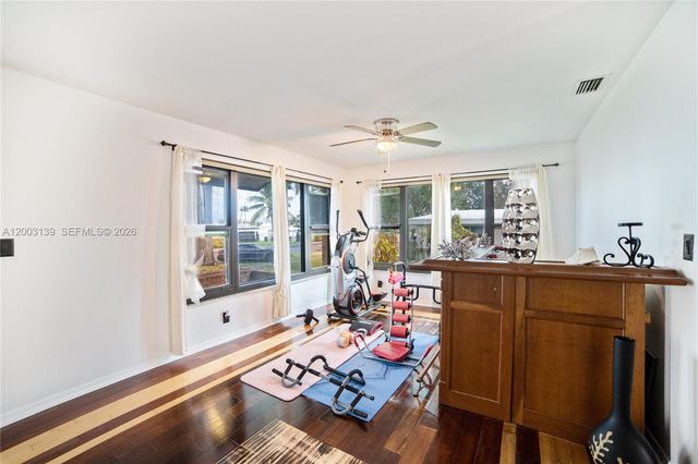 614 NE 3rd St, Dania Beach, FL 33004